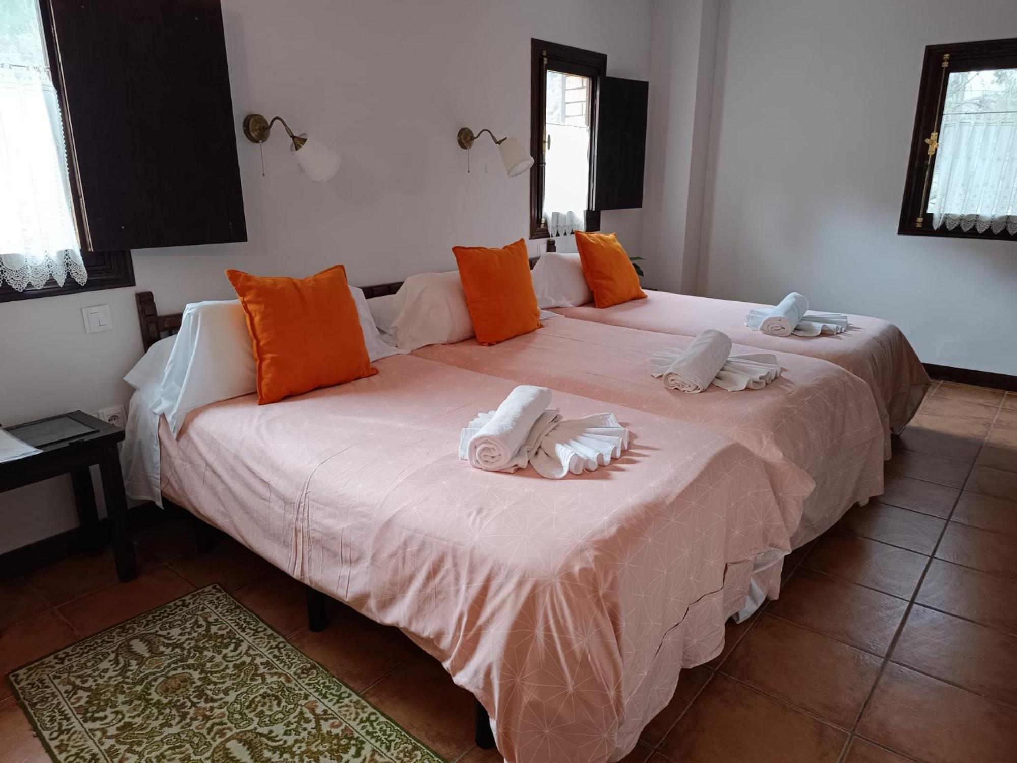 Hotel Rural Don Burguillo Ель-Тьємбло Екстер'єр фото